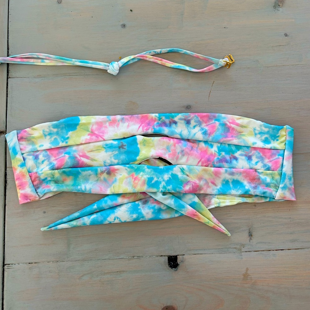 Tie dye PILYQ bikini top
